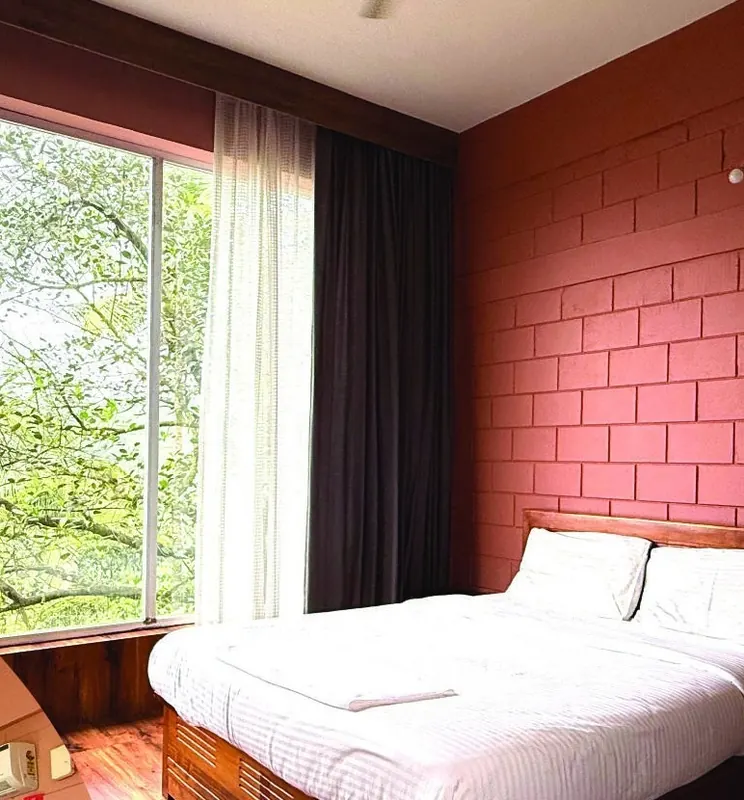Capsule Villa deluxe room with a large picture window